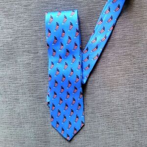 CAPE COD Neckwear Men's Blue Tie with American Flag Pattern